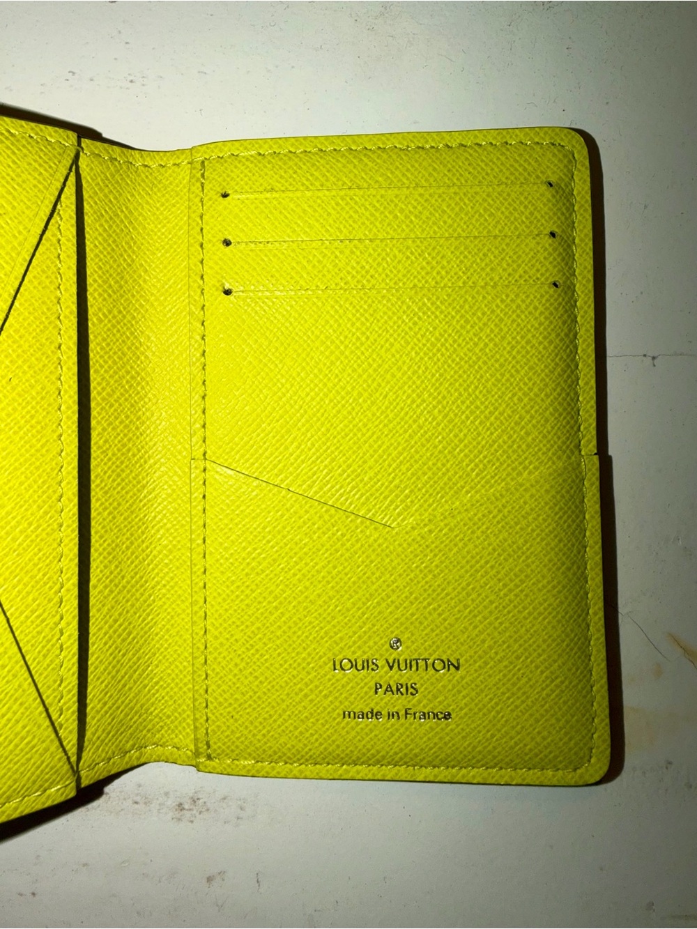 Louis Vuitton Neon Yellow Monogram Pocket Organiser - Picture 5 of 9